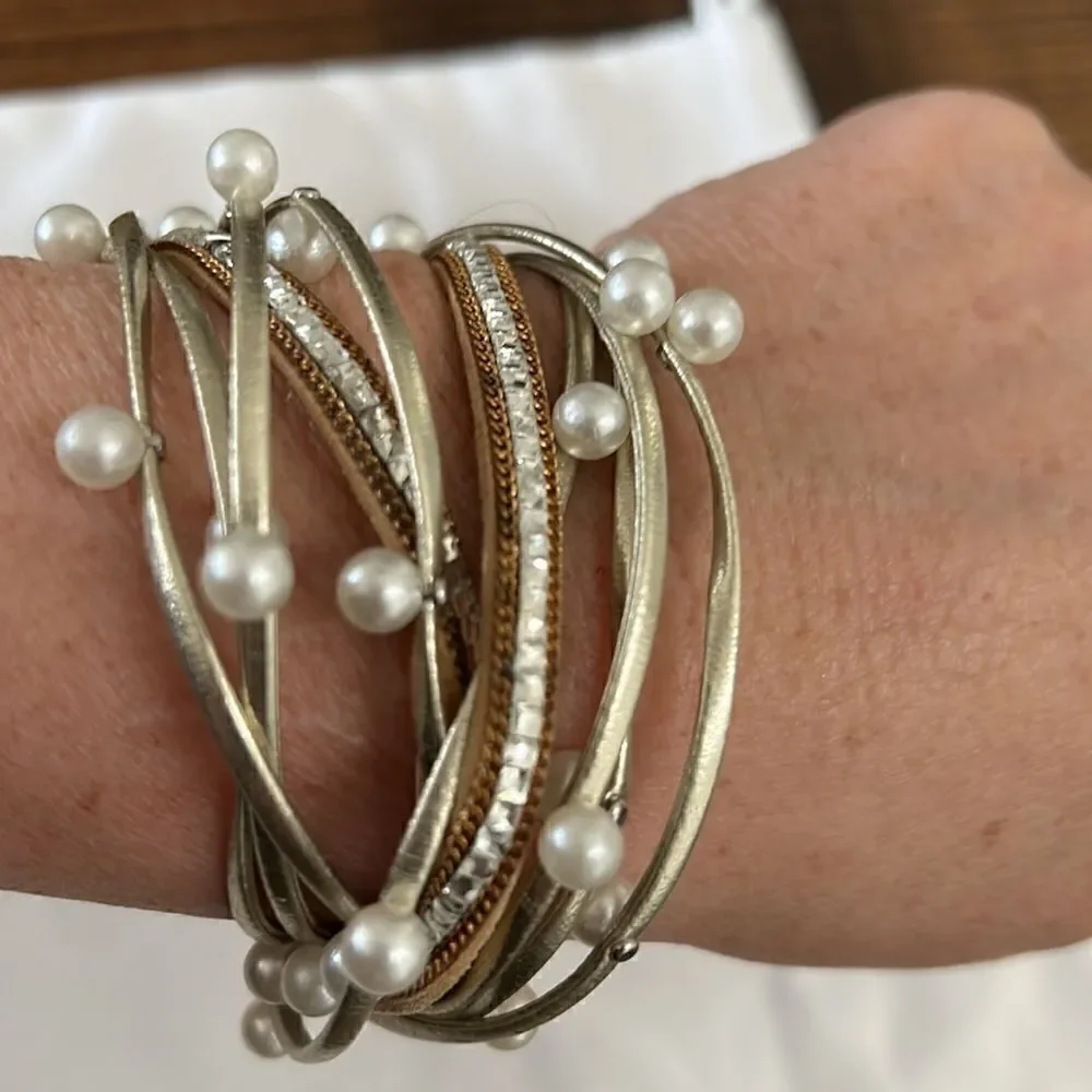 Brand new - wear as bracelet or choker